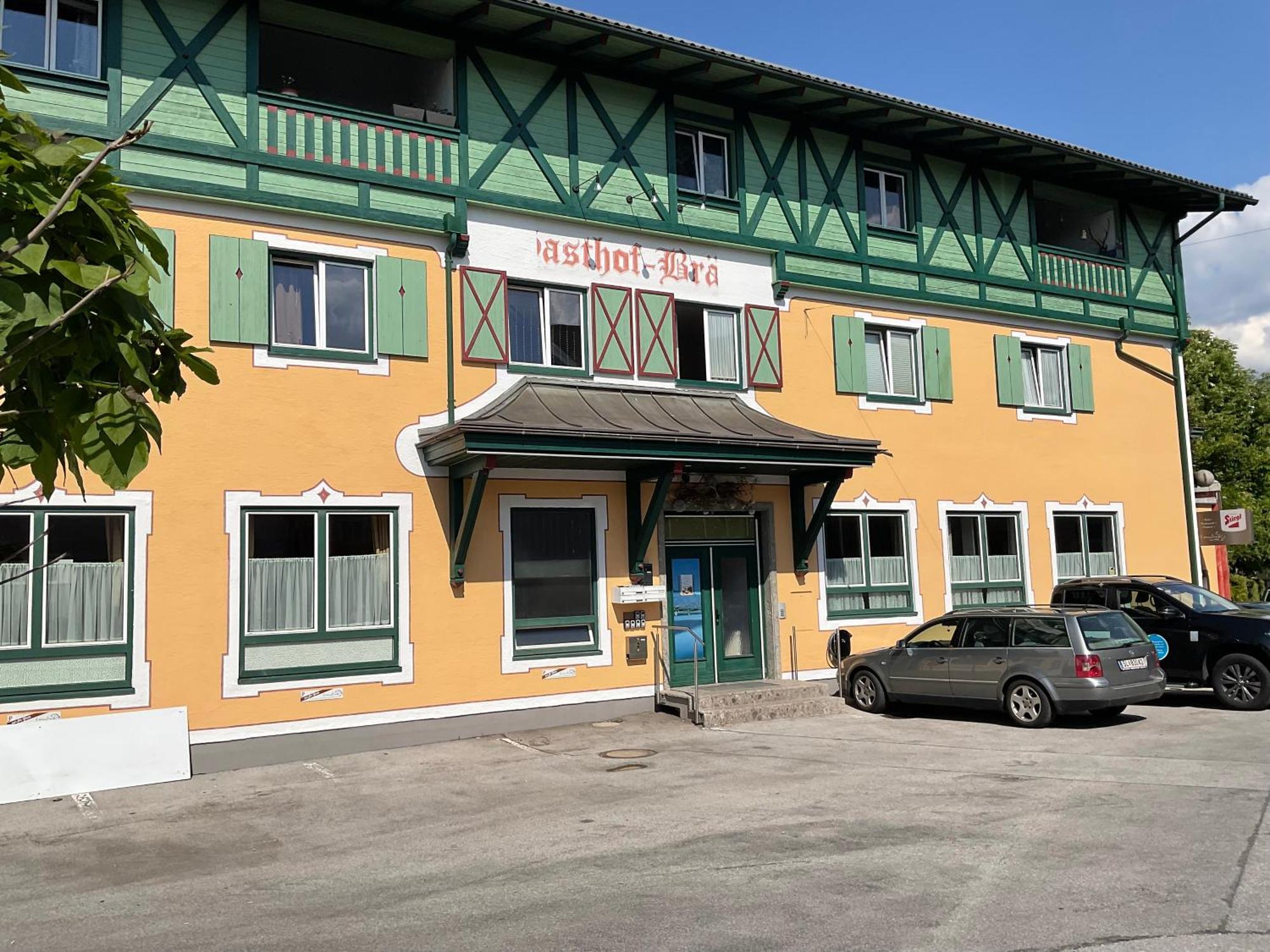 Hotel Berg Seekirchen am Wallersee Buitenkant foto